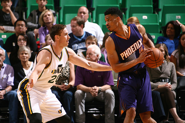 造防线混乱 造防线混乱