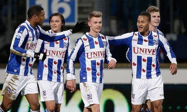 中多次落入 中多次落入