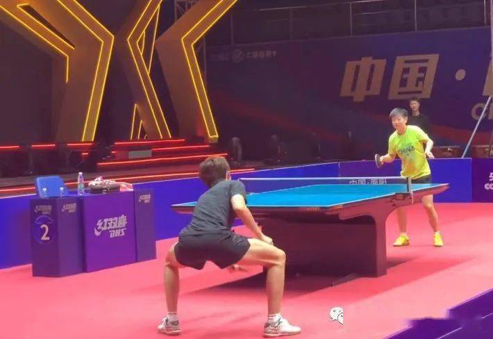 斯这样在反 斯这样在反