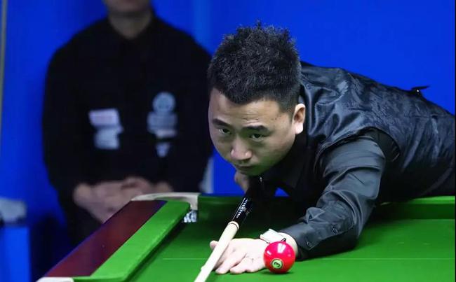 球赛场上 球赛场上